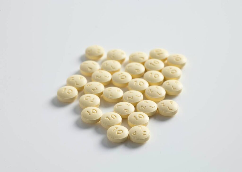 Vitamin B Complex and Iron Supplements: 7 Proven Tips to Avoid Costly Mistakes
